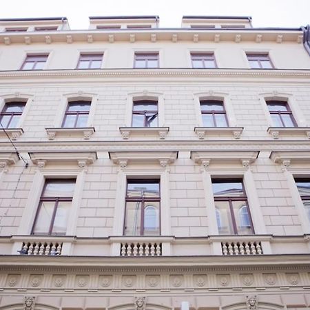 Rhythm And Style In Prague City Center Andel Apartment Екстериор снимка